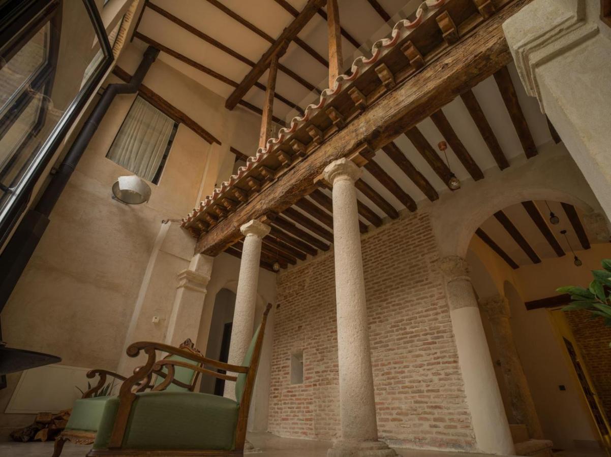 Casa De Los Mendoza - Casa Solariega En El Casco Historico Alcalá de Henares Exterior foto
